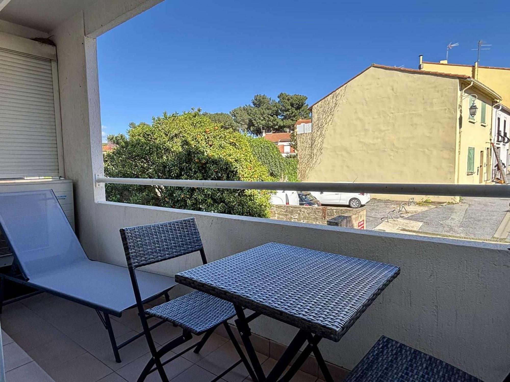 En Centre-ville Avec Balcon, Garage Et Animaux Admis - - Fr-1-225-705 Apartment